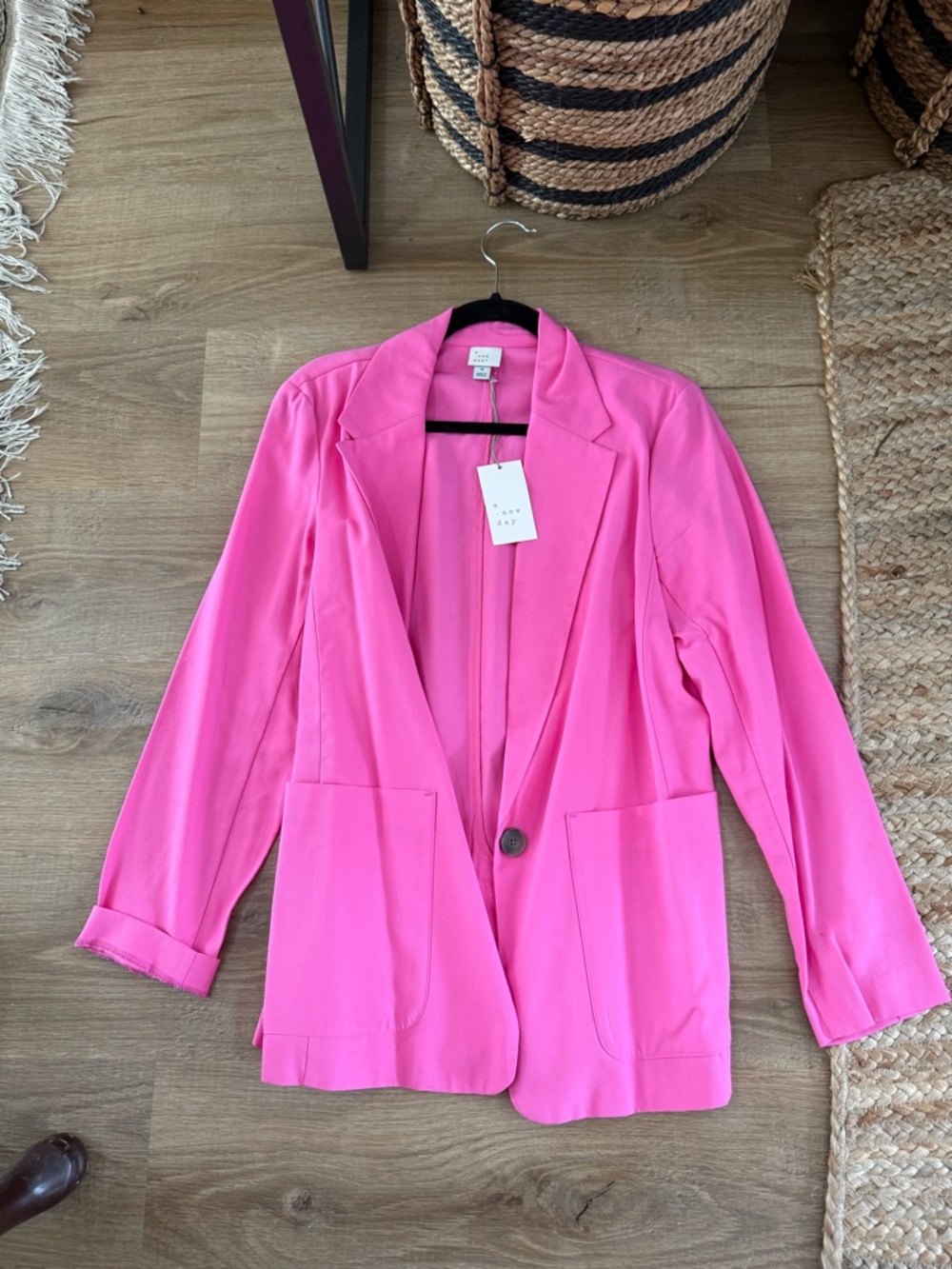 Bright Pink Women's Blazer Jacket - Modern Single-Button